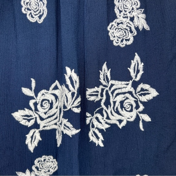 Small Dark Blue White Embroidered Floral Peasant Boho Dress Cold Shoulder - Picture 10 of 13